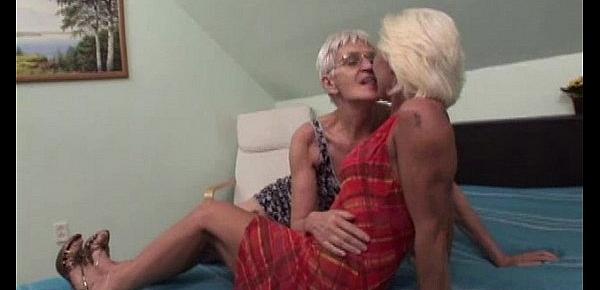  Lesbian grannies having fun